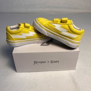 Revenge X Storm Yellow Strap Unisex Toddler Shoe Size 4C• New